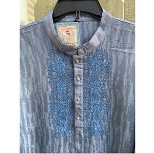 Men’s desi clothes/kurta/kurti.